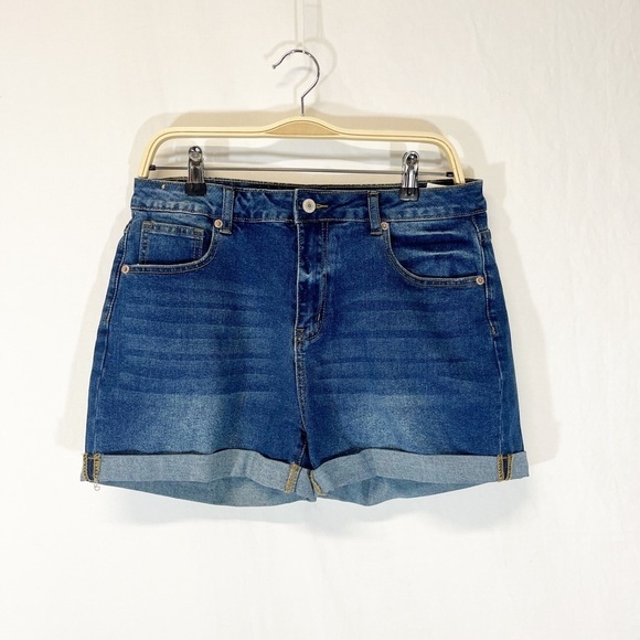 NWT Pantalon Denim Shorts High Waist Cuffed Stretch Size L - Picture 1 of 6